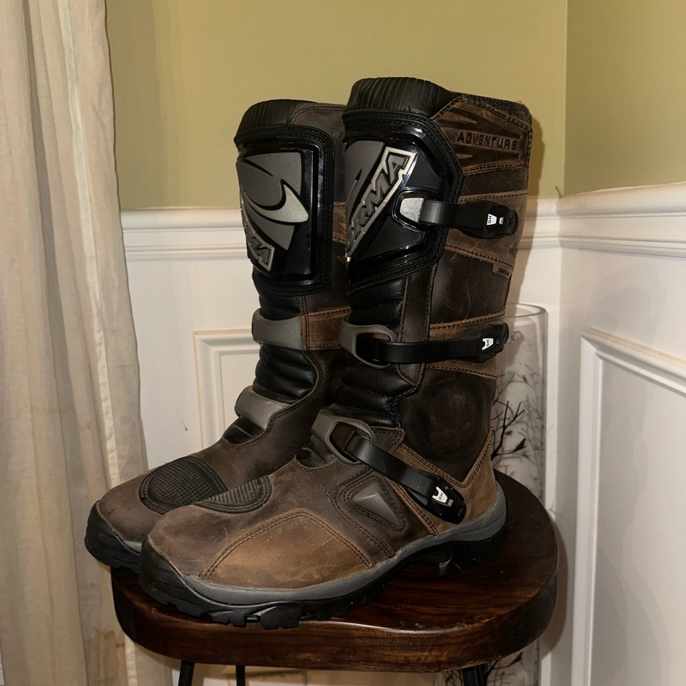 Adventure Men's Brown Boots